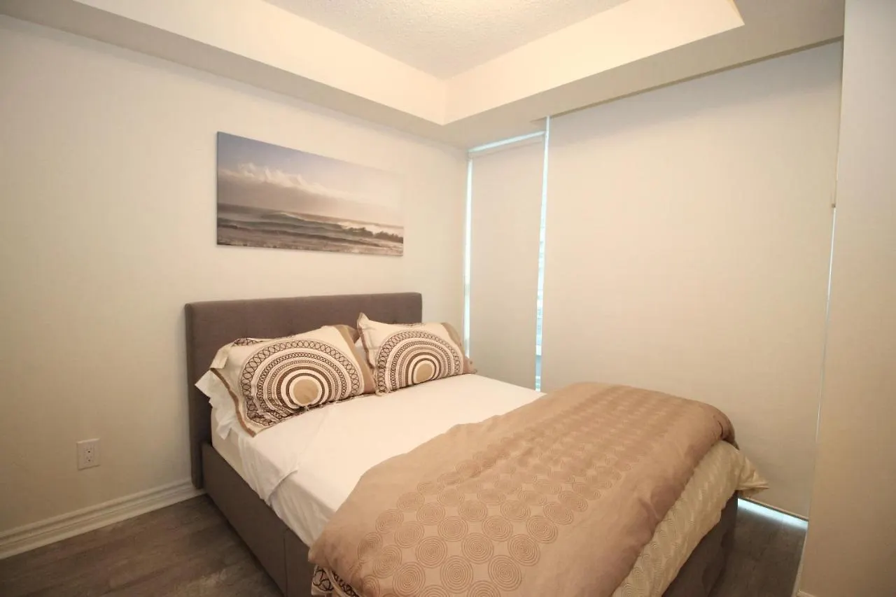 Luxury 3 Bedroom Dt Apartment Toronto, On, Canada Canada
