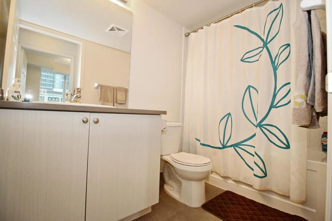 Luxury 3 Bedroom Dt Apartment Toronto, On, Canada Toronto