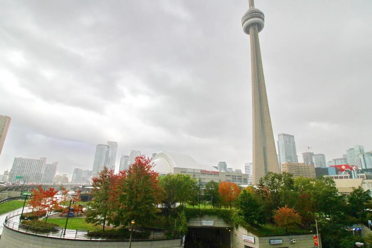 Luxury 3 Bedroom Dt Apartment Toronto, On, Canada